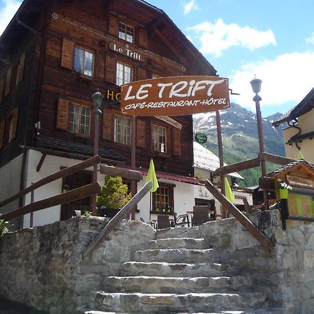 Hotel - Petit-Dejeuner Le Trift Zinal Εξωτερικό φωτογραφία