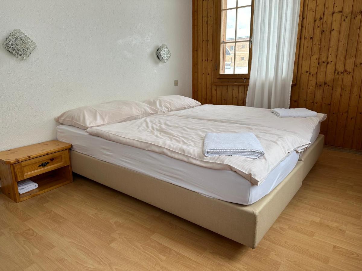 Hotel - Petit-Dejeuner Le Trift Zinal Εξωτερικό φωτογραφία