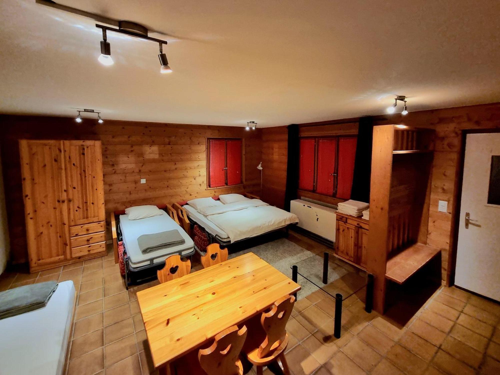 Hotel - Petit-Dejeuner Le Trift Zinal Εξωτερικό φωτογραφία