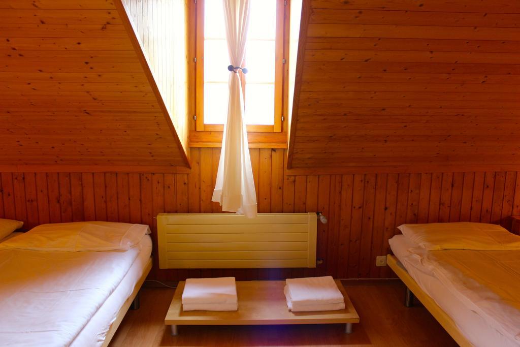 Hotel - Petit-Dejeuner Le Trift Zinal Εξωτερικό φωτογραφία